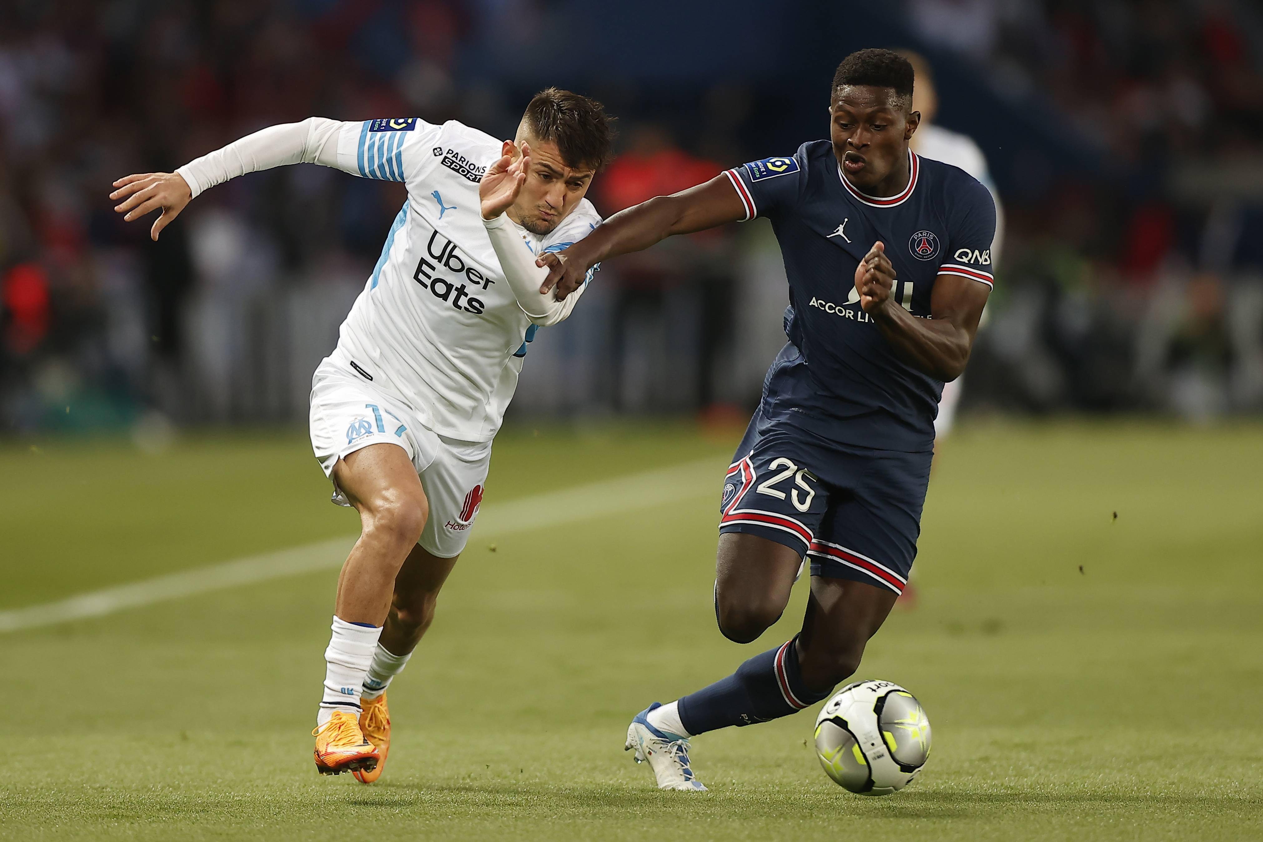 包含巴黎圣日耳曼迎西甲关键赛；窗口期刷新队史纪录；更衣室稳定；年轻球员得到机会的词条-开云官网